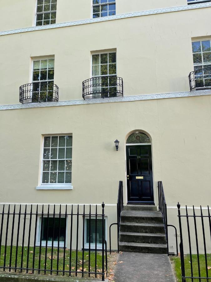 Beautiful Georgian Duplex Apartment Gloucester Exterior photo