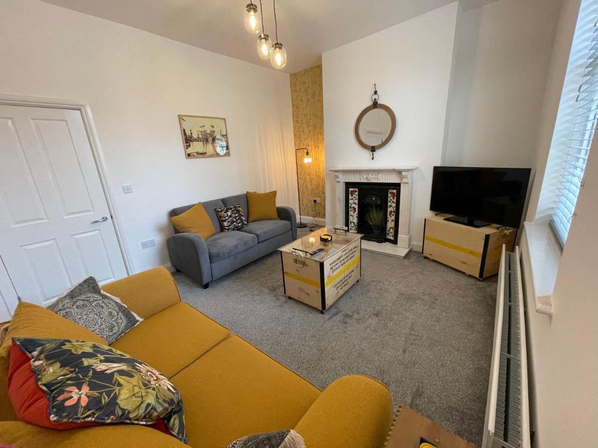 Beautiful Georgian Duplex Apartment Gloucester Exterior photo